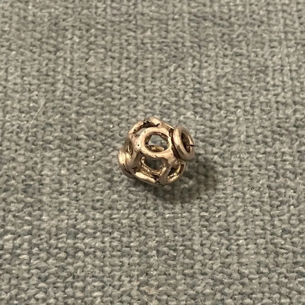Bead